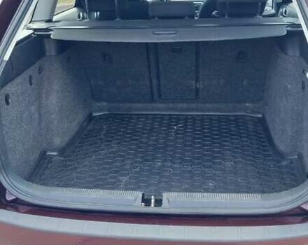 Красный Шкода Октавия, объемом двигателя 1.6 л и пробегом 250 тыс. км за 8500 $, фото 2 на Automoto.ua