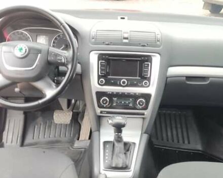 Червоний Шкода Октавія, об'ємом двигуна 1.99 л та пробігом 247 тис. км за 9000 $, фото 8 на Automoto.ua