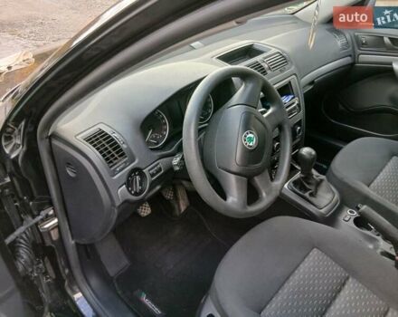 Красный Шкода Октавия, объемом двигателя 2 л и пробегом 215 тыс. км за 8650 $, фото 27 на Automoto.ua