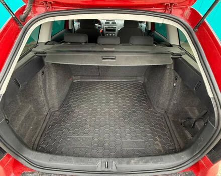 Красный Шкода Октавия, объемом двигателя 1.6 л и пробегом 294 тыс. км за 5900 $, фото 15 на Automoto.ua