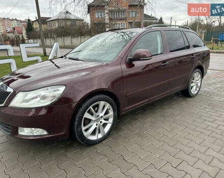 Красный Шкода Октавия, объемом двигателя 1.6 л и пробегом 230 тыс. км за 8550 $, фото 7 на Automoto.ua