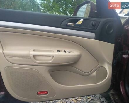 Красный Шкода Октавия, объемом двигателя 2 л и пробегом 190 тыс. км за 10600 $, фото 4 на Automoto.ua