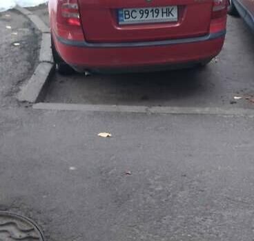 Красный Шкода Октавия, объемом двигателя 1.6 л и пробегом 160 тыс. км за 4000 $, фото 2 на Automoto.ua