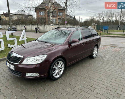 Красный Шкода Октавия, объемом двигателя 1.6 л и пробегом 230 тыс. км за 8550 $, фото 15 на Automoto.ua