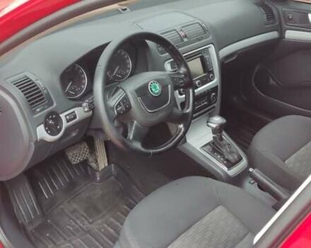 Червоний Шкода Октавія, об'ємом двигуна 1.99 л та пробігом 247 тис. км за 9000 $, фото 10 на Automoto.ua