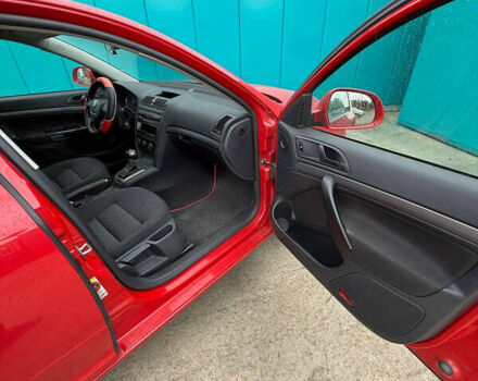 Красный Шкода Октавия, объемом двигателя 1.6 л и пробегом 294 тыс. км за 5900 $, фото 10 на Automoto.ua