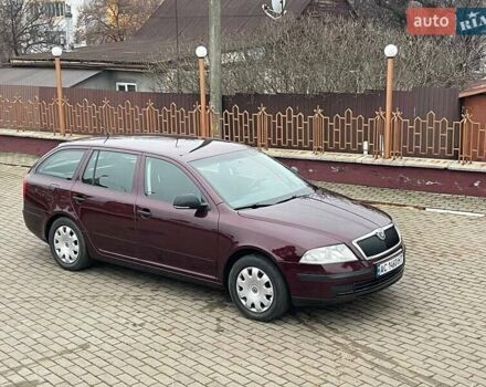 Красный Шкода Октавия, объемом двигателя 1.6 л и пробегом 196 тыс. км за 7000 $, фото 7 на Automoto.ua