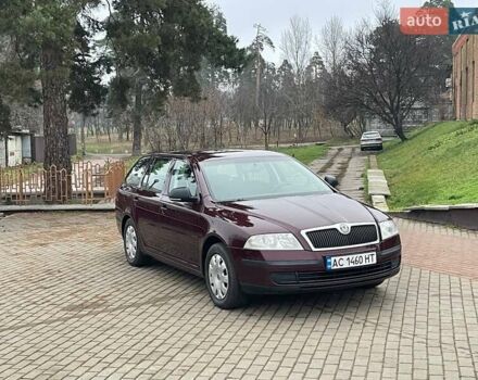 Красный Шкода Октавия, объемом двигателя 1.6 л и пробегом 196 тыс. км за 7000 $, фото 14 на Automoto.ua