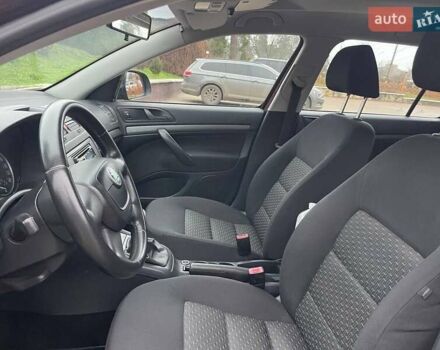 Красный Шкода Октавия, объемом двигателя 1.6 л и пробегом 196 тыс. км за 7000 $, фото 18 на Automoto.ua