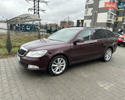 Красный Шкода Октавия, объемом двигателя 1.6 л и пробегом 230 тыс. км за 8550 $, фото 1 на Automoto.ua