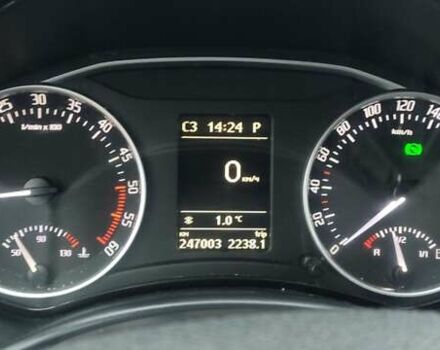 Червоний Шкода Октавія, об'ємом двигуна 1.99 л та пробігом 247 тис. км за 9000 $, фото 9 на Automoto.ua