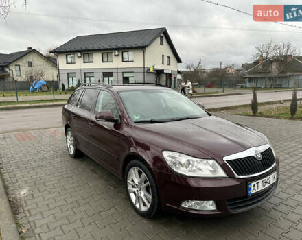 Красный Шкода Октавия, объемом двигателя 1.6 л и пробегом 230 тыс. км за 8550 $, фото 4 на Automoto.ua