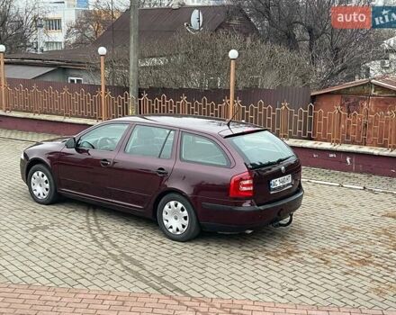 Красный Шкода Октавия, объемом двигателя 1.6 л и пробегом 196 тыс. км за 7000 $, фото 9 на Automoto.ua