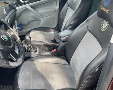 Красный Шкода Октавия, объемом двигателя 1.6 л и пробегом 295 тыс. км за 8600 $, фото 7 на Automoto.ua