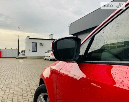 Красный Шкода Октавия, объемом двигателя 1.6 л и пробегом 320 тыс. км за 8950 $, фото 4 на Automoto.ua