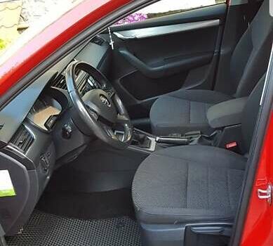 Красный Шкода Октавия, объемом двигателя 0 л и пробегом 287 тыс. км за 10000 $, фото 1 на Automoto.ua