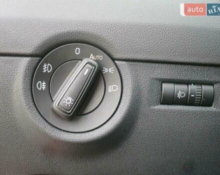 Красный Шкода Октавия, объемом двигателя 1.6 л и пробегом 213 тыс. км за 9500 $, фото 16 на Automoto.ua