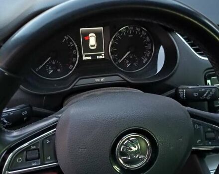 Шкода Октавия 2014 в Луцке на Automoto.ua Красный Шкода Октавия, объемом двигателя 1.6 л и пробегом 279 тыс. км за 10700 $, фото 22 на Automoto.ua