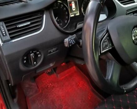 Шкода Октавия 2014 в Луцке на Automoto.ua Красный Шкода Октавия, объемом двигателя 1.6 л и пробегом 279 тыс. км за 10700 $, фото 19 на Automoto.ua