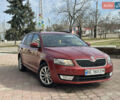Красный Шкода Октавия, объемом двигателя 1.6 л и пробегом 180 тыс. км за 10199 $, фото 1 на Automoto.ua