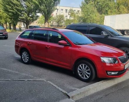 Красный Шкода Октавия, объемом двигателя 1.6 л и пробегом 213 тыс. км за 9500 $, фото 5 на Automoto.ua