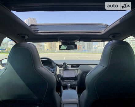 Красный Шкода Октавия, объемом двигателя 2 л и пробегом 215 тыс. км за 16699 $, фото 8 на Automoto.ua