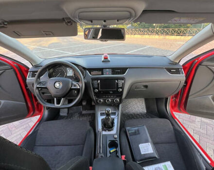 Красный Шкода Октавия, объемом двигателя 1.6 л и пробегом 247 тыс. км за 12500 $, фото 30 на Automoto.ua