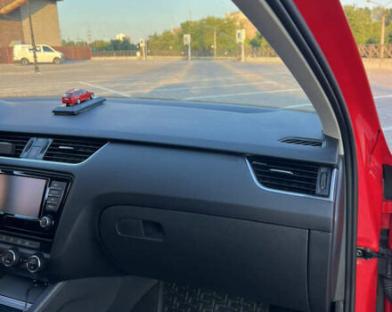 Красный Шкода Октавия, объемом двигателя 1.6 л и пробегом 247 тыс. км за 12500 $, фото 26 на Automoto.ua