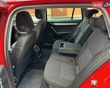 Красный Шкода Октавия, объемом двигателя 1.6 л и пробегом 250 тыс. км за 10500 $, фото 30 на Automoto.ua