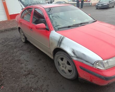 Красный Шкода Октавия, объемом двигателя 1.6 л и пробегом 397 тыс. км за 2500 $, фото 1 на Automoto.ua