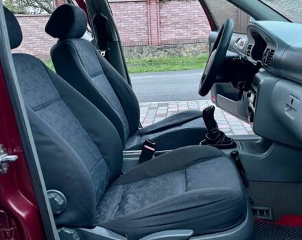 Красный Шкода Октавия, объемом двигателя 1.6 л и пробегом 300 тыс. км за 2650 $, фото 7 на Automoto.ua