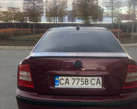 Красный Шкода Октавия, объемом двигателя 1.78 л и пробегом 280 тыс. км за 3600 $, фото 4 на Automoto.ua