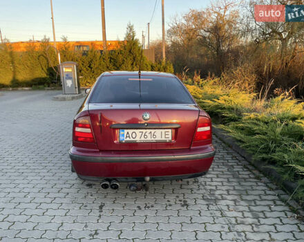 Красный Шкода Октавия, объемом двигателя 1.6 л и пробегом 280 тыс. км за 2650 $, фото 4 на Automoto.ua