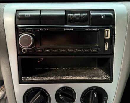 Красный Шкода Октавия, объемом двигателя 1.8 л и пробегом 390 тыс. км за 3200 $, фото 11 на Automoto.ua