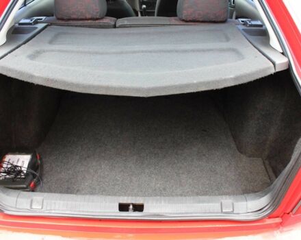 Красный Шкода Октавия, объемом двигателя 1.6 л и пробегом 300 тыс. км за 2750 $, фото 15 на Automoto.ua