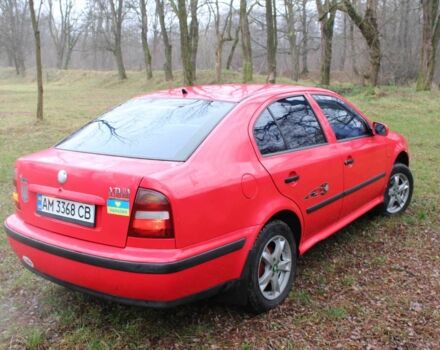 Красный Шкода Октавия, объемом двигателя 1.6 л и пробегом 300 тыс. км за 2750 $, фото 4 на Automoto.ua