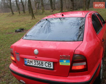 Червоний Шкода Октавія, об'ємом двигуна 1.6 л та пробігом 300 тис. км за 2752 $, фото 5 на Automoto.ua