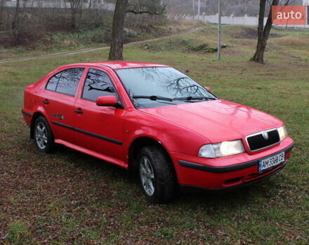 Червоний Шкода Октавія, об'ємом двигуна 1.6 л та пробігом 300 тис. км за 2752 $, фото 2 на Automoto.ua