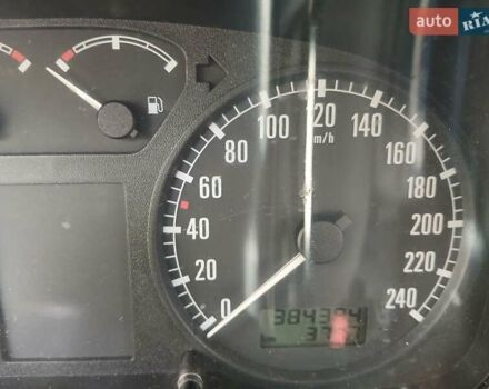 Красный Шкода Октавия, объемом двигателя 2 л и пробегом 384 тыс. км за 3300 $, фото 2 на Automoto.ua