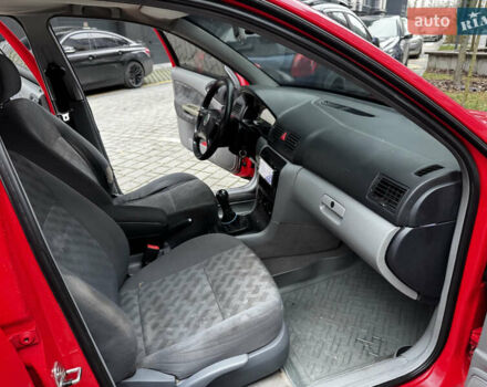 Червоний Шкода Октавія, об'ємом двигуна 1.6 л та пробігом 300 тис. км за 2750 $, фото 19 на Automoto.ua