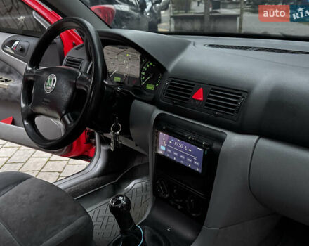 Червоний Шкода Октавія, об'ємом двигуна 1.6 л та пробігом 300 тис. км за 2750 $, фото 20 на Automoto.ua