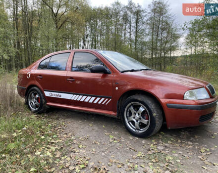 Червоний Шкода Октавія, об'ємом двигуна 1.6 л та пробігом 244 тис. км за 5200 $, фото 3 на Automoto.ua