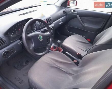 Червоний Шкода Октавія, об'ємом двигуна 1.78 л та пробігом 255 тис. км за 4200 $, фото 50 на Automoto.ua