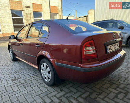 Червоний Шкода Октавія, об'ємом двигуна 1.6 л та пробігом 318 тис. км за 3000 $, фото 5 на Automoto.ua