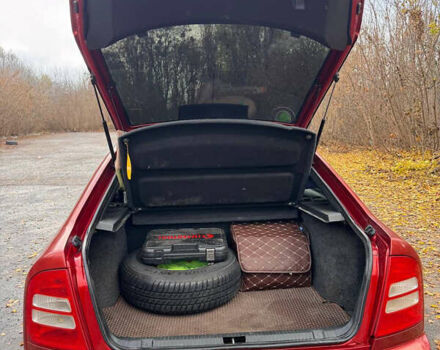 Червоний Шкода Октавія, об'ємом двигуна 1.78 л та пробігом 244 тис. км за 6000 $, фото 12 на Automoto.ua