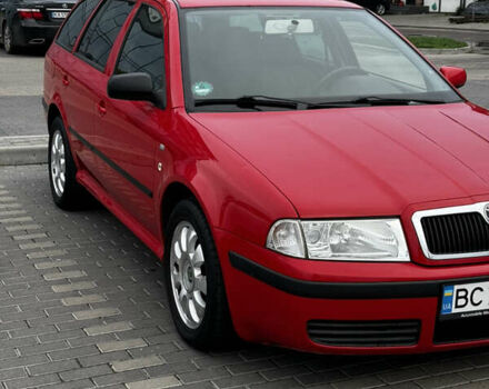 Красный Шкода Октавия, объемом двигателя 1.6 л и пробегом 229 тыс. км за 3599 $, фото 4 на Automoto.ua