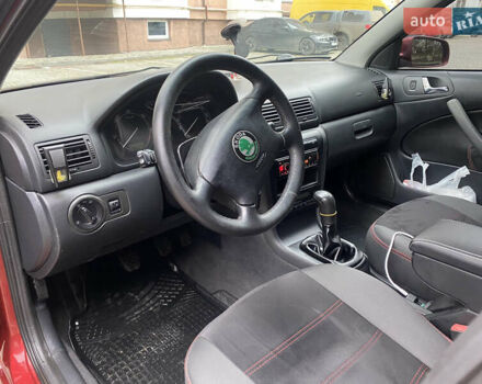 Красный Шкода Октавия, объемом двигателя 1.9 л и пробегом 318 тыс. км за 4300 $, фото 10 на Automoto.ua