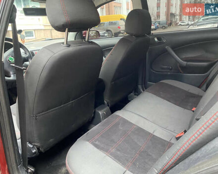 Красный Шкода Октавия, объемом двигателя 1.9 л и пробегом 318 тыс. км за 4300 $, фото 11 на Automoto.ua