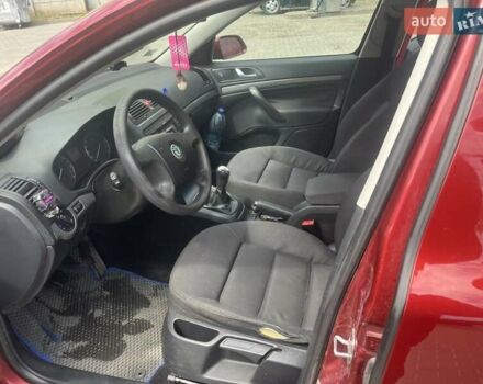 Красный Шкода Октавия, объемом двигателя 1.6 л и пробегом 376 тыс. км за 4400 $, фото 9 на Automoto.ua