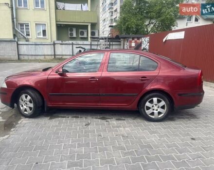 Красный Шкода Октавия, объемом двигателя 1.6 л и пробегом 376 тыс. км за 4400 $, фото 2 на Automoto.ua